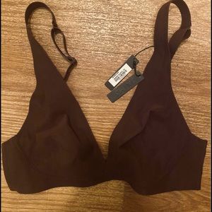 SKIMS bra size XS brand new